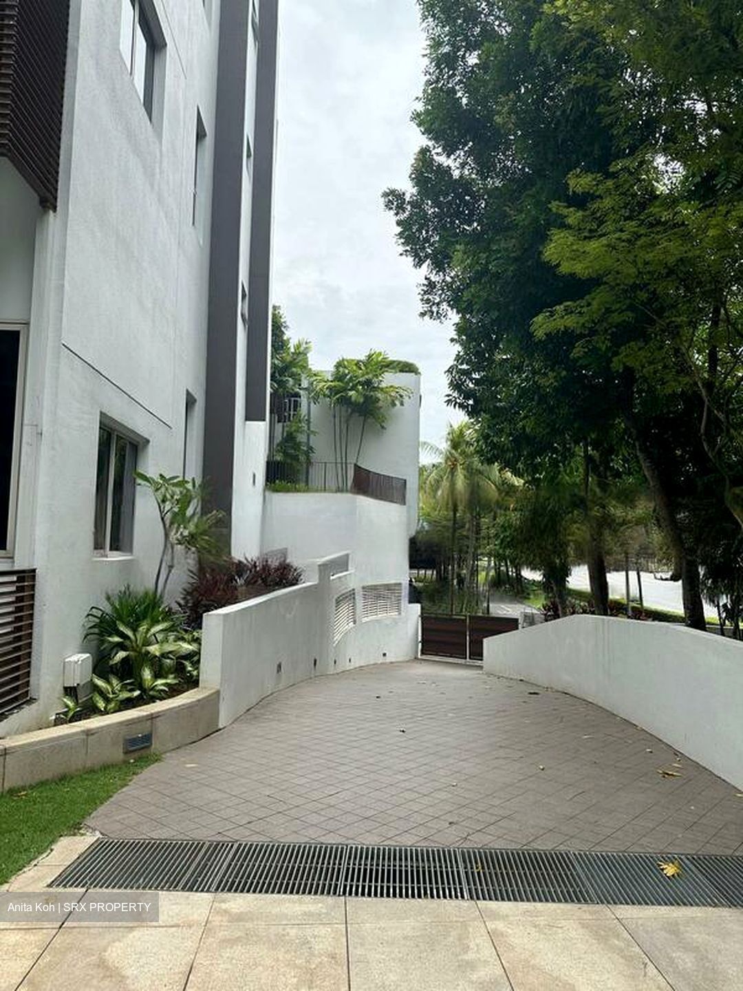 The Greenwich (D28), Condominium #454705001
